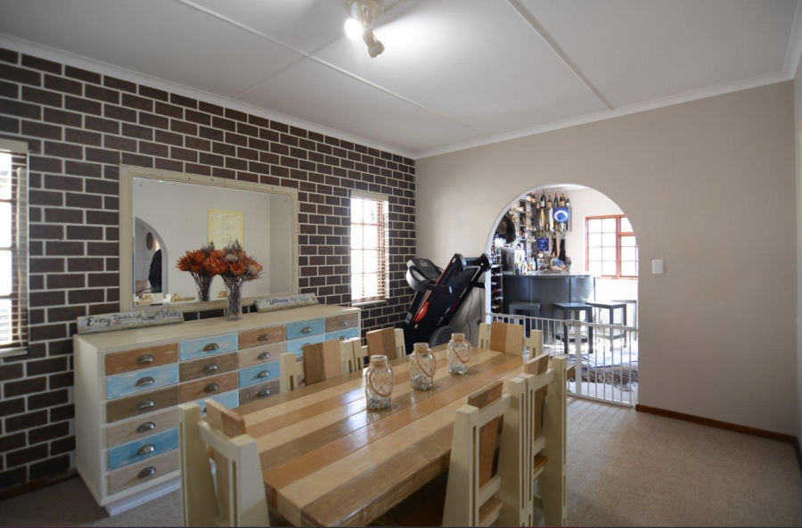 3 Bedroom Property for Sale in Stilbaai Wes Western Cape